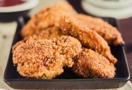 Хрустящие куриные крылья в сырном кляре