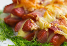 Жареные сосиски с сыром